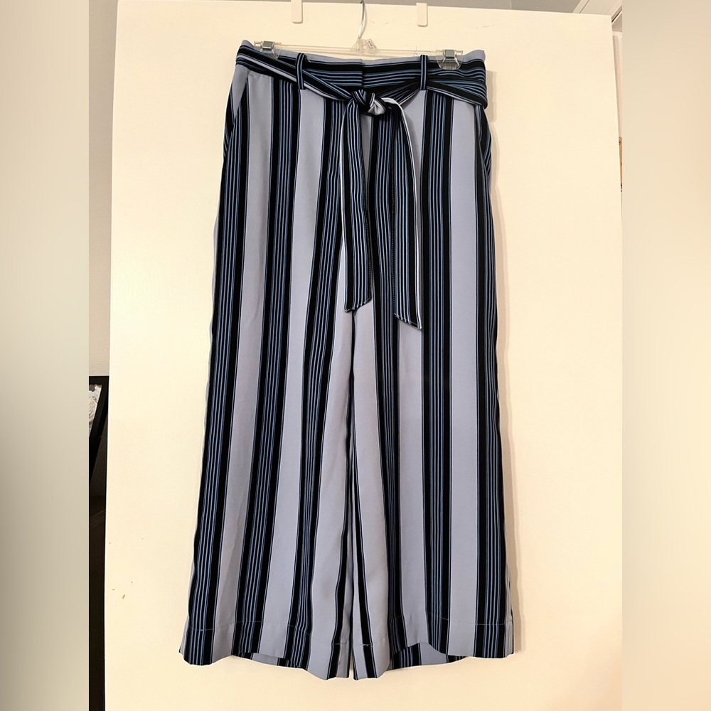 Loft Belted cropped pants